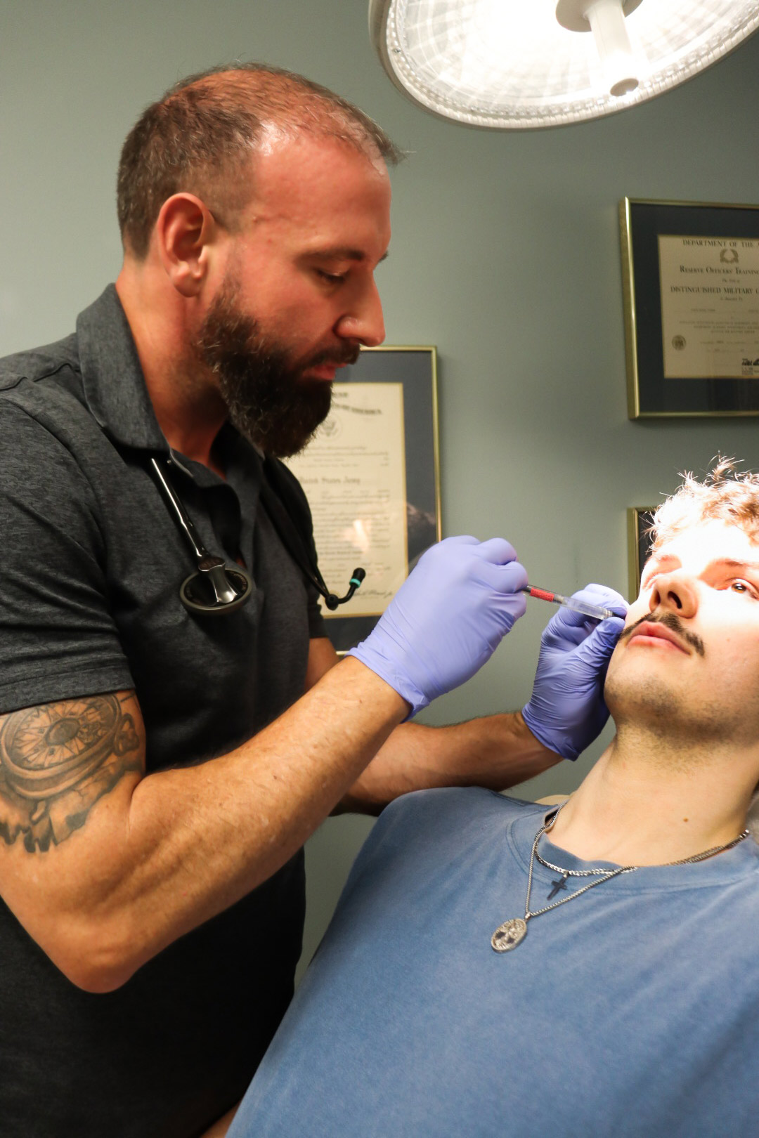 Eddie Hughes, FNP-BC performing a cosmetic injection treatment at Peak Performance Wellness in Johnson City, TN