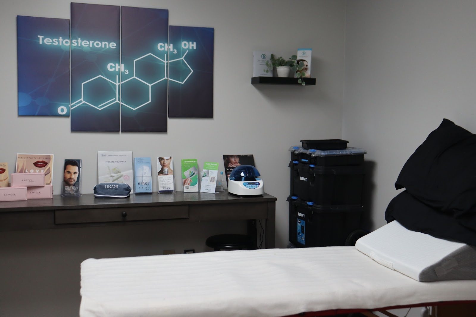 Private treatment room at Peak Performance Wellness and Aesthetics in Johnson City, TN